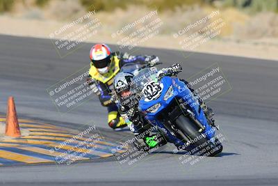 media/Dec-18-2022-SoCal Trackdays (Sun) [[8099a50955]]/Turn 10 (140pm)/